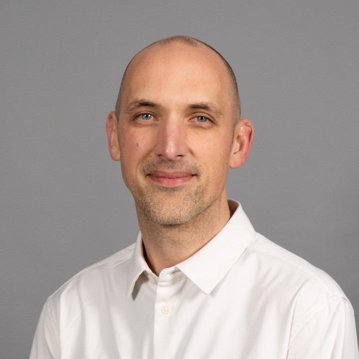 Tim Bond